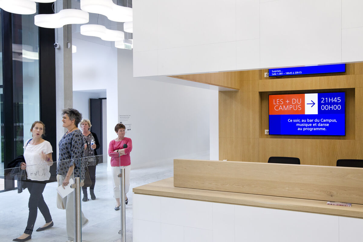 Anne et Lola Duval Signalétique EDF – EDF Campus Paris Saclay